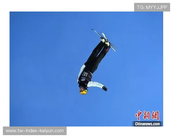 中国自由式滑雪选手李天马世界杯卢卡站男子决赛获第五名